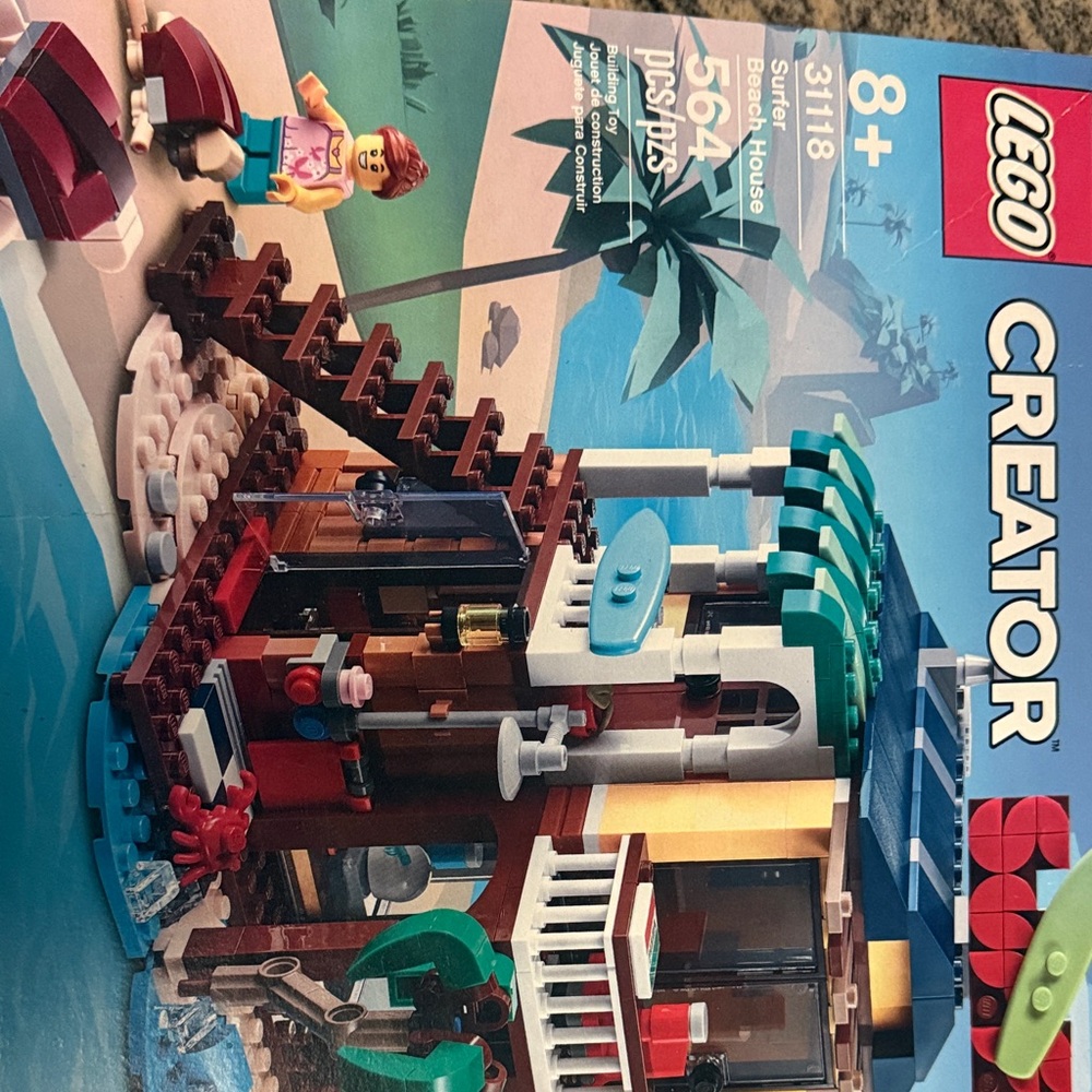 LEGO Creator Surf House Set - Red, Blue, Brown